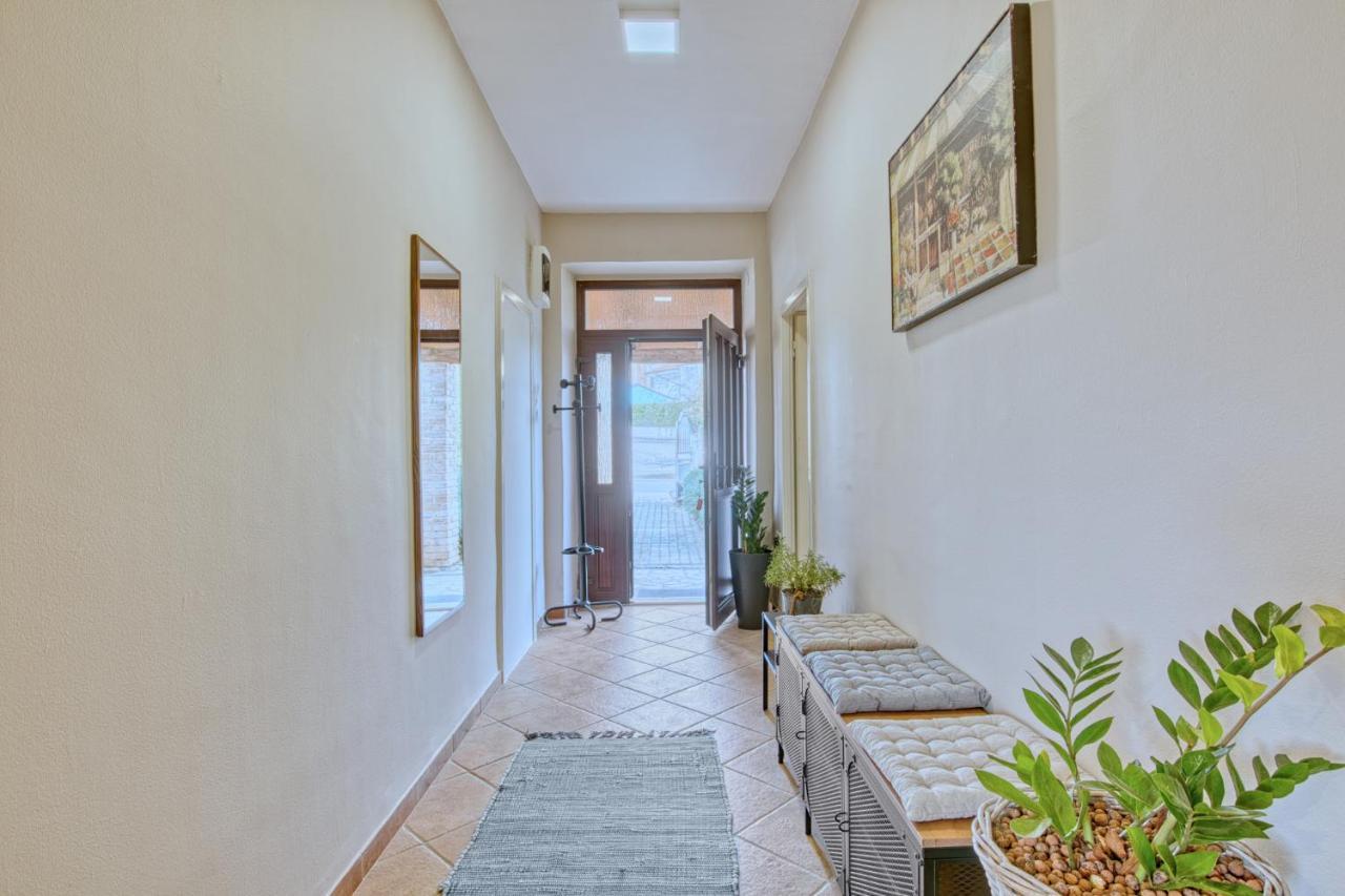 House Dragan 1980 Βίλα Πούλα Εξωτερικό φωτογραφία